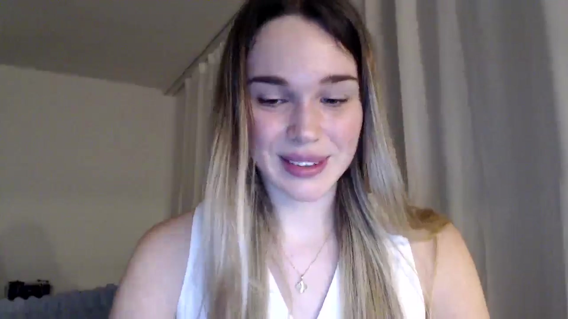 Gallery image thumbnail from Ooh_Cassie's myfreecams stream on, 01/01/2026, 20:05 image 10 of 20