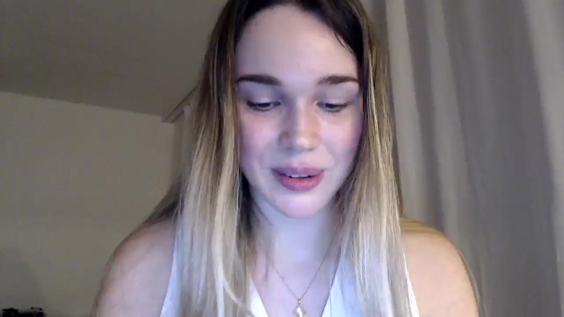Gallery image thumbnail from Ooh_Cassie's myfreecams stream on, 01/01/2026, 20:05 image 4 of 20