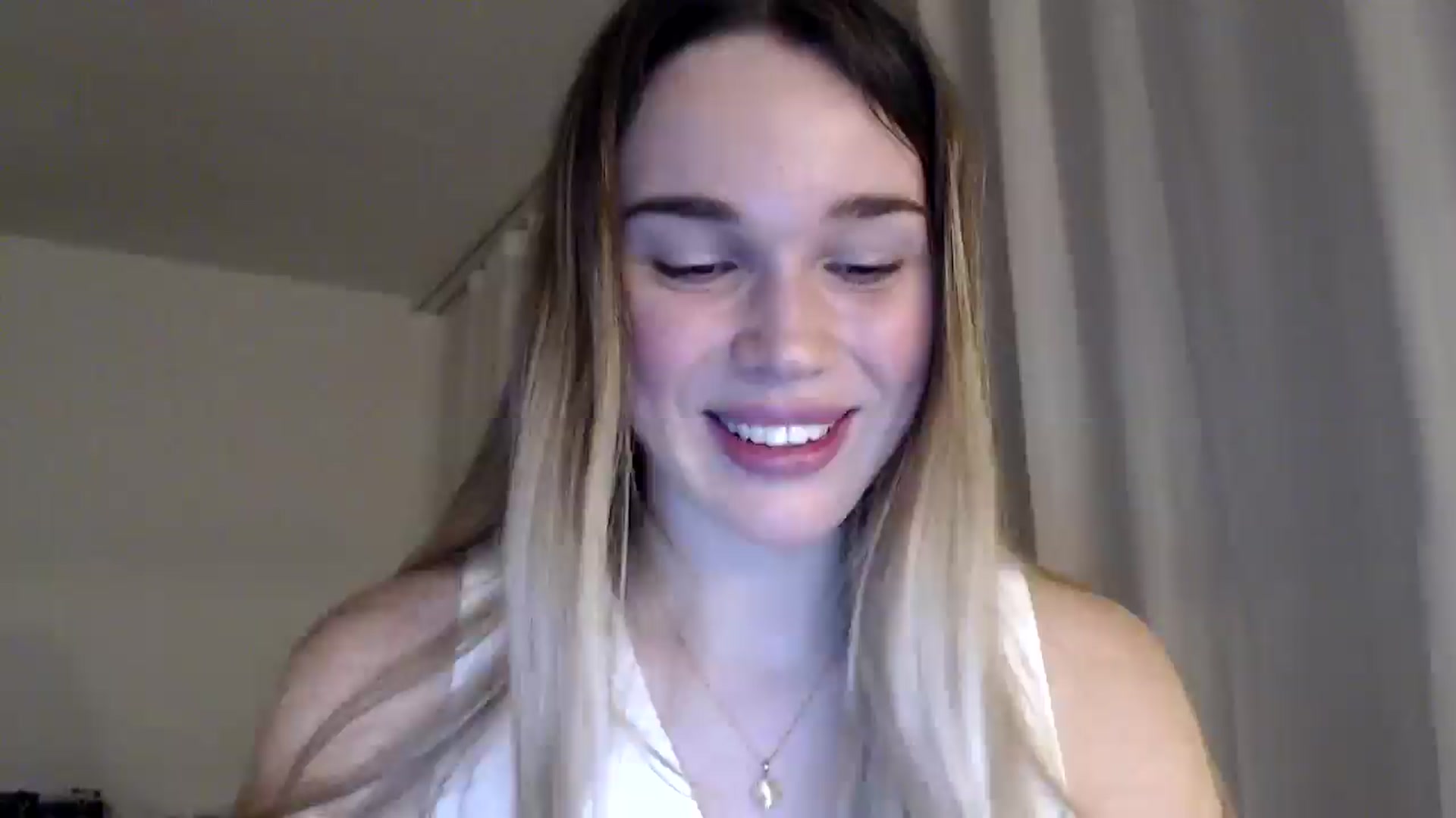 Gallery image thumbnail from Ooh_Cassie's myfreecams stream on, 01/01/2026, 20:05 image 1 of 20