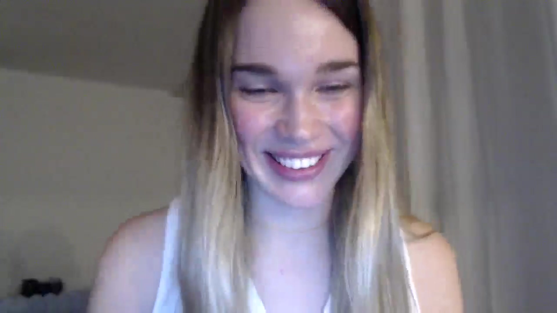 Gallery image thumbnail from Ooh_Cassie's myfreecams stream on, 01/01/2026, 23:34 image 17 of 20