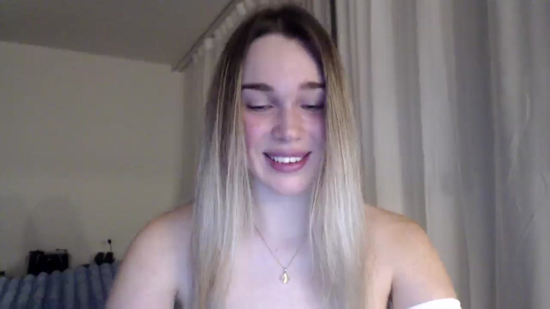 Gallery image thumbnail from Ooh_Cassie's myfreecams stream on, 01/02/2026, 19:23 image 16 of 20