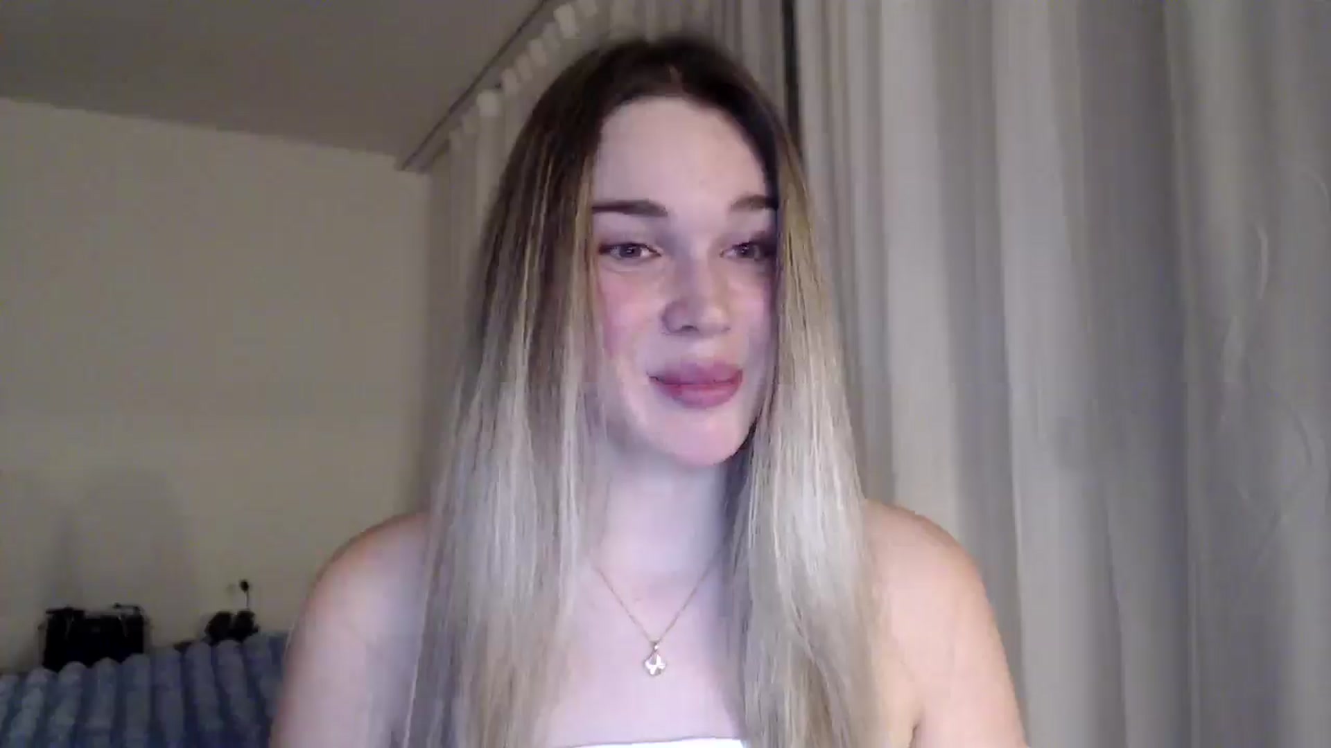 Gallery image thumbnail from Ooh_Cassie's myfreecams stream on, 01/02/2026, 19:23 image 17 of 20