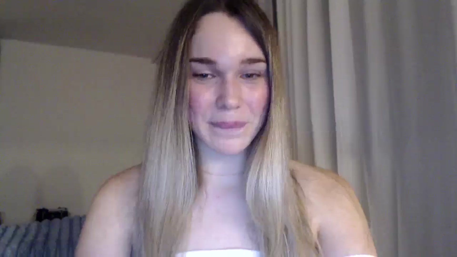 Gallery image thumbnail from Ooh_Cassie's myfreecams stream on, 01/02/2026, 23:21 image 9 of 20