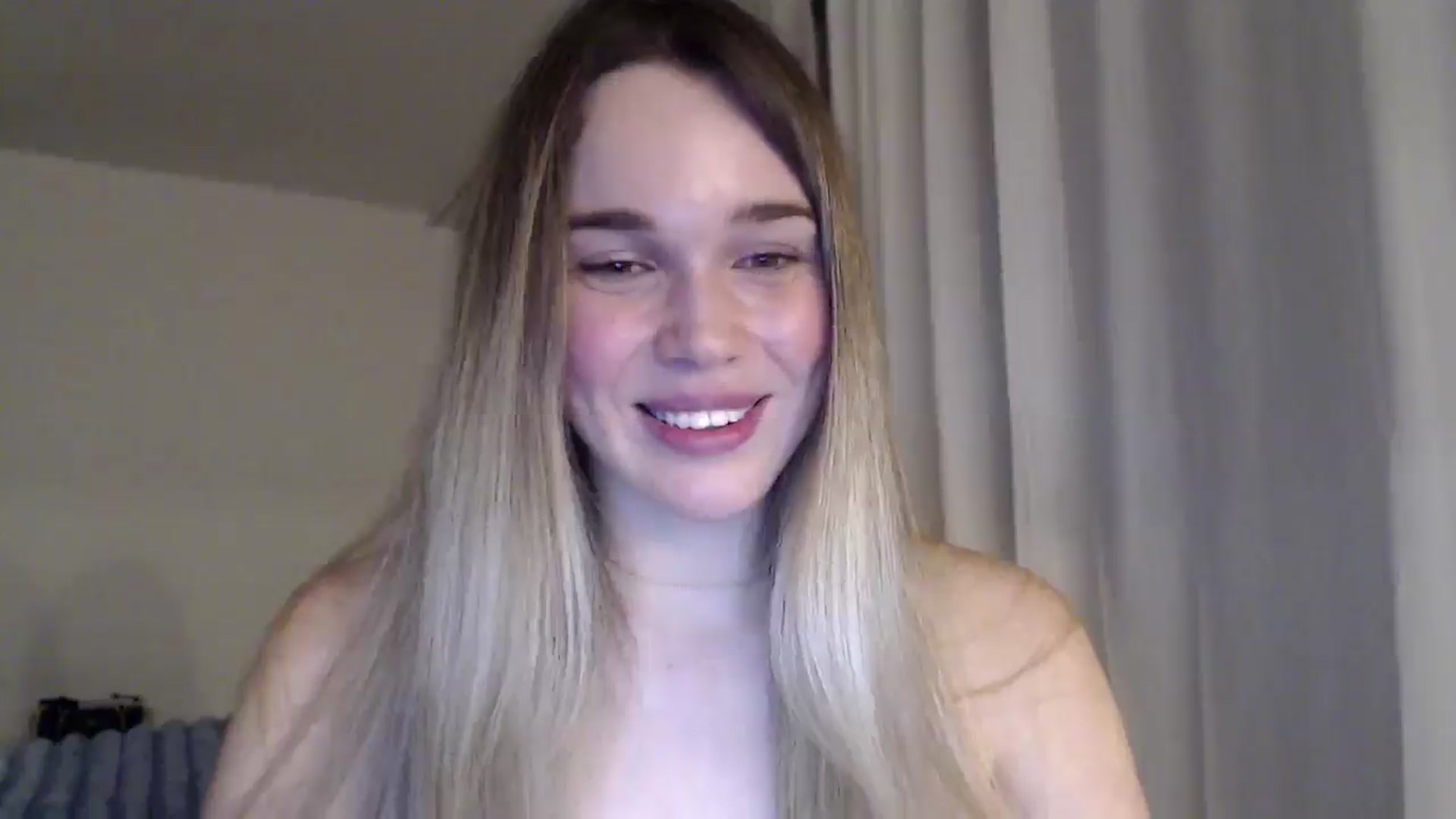 Gallery image thumbnail from Ooh_Cassie's myfreecams stream on, 01/02/2026, 23:21 image 2 of 20