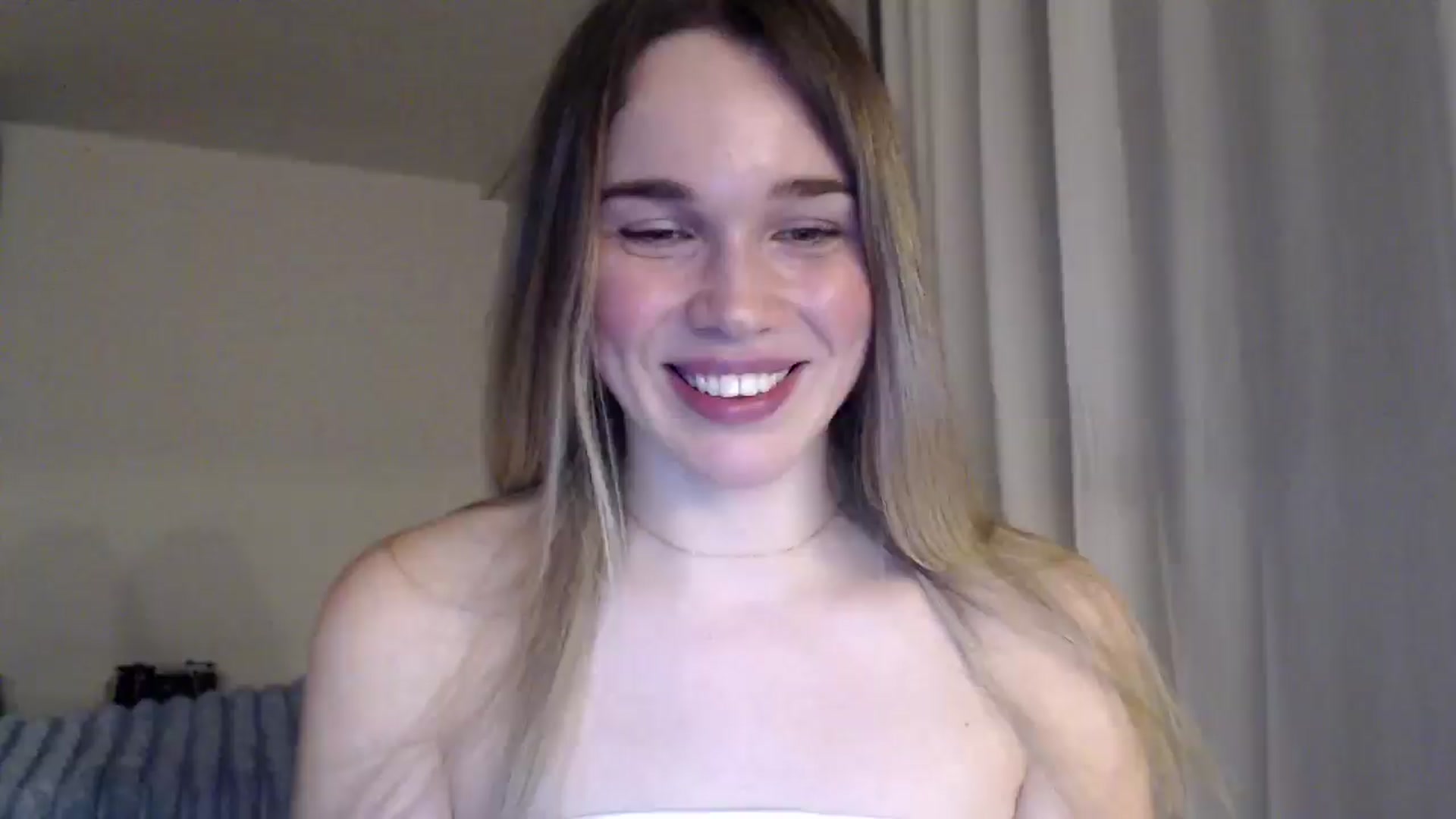 Gallery image thumbnail from Ooh_Cassie's myfreecams stream on, 01/02/2026, 23:21 image 12 of 20