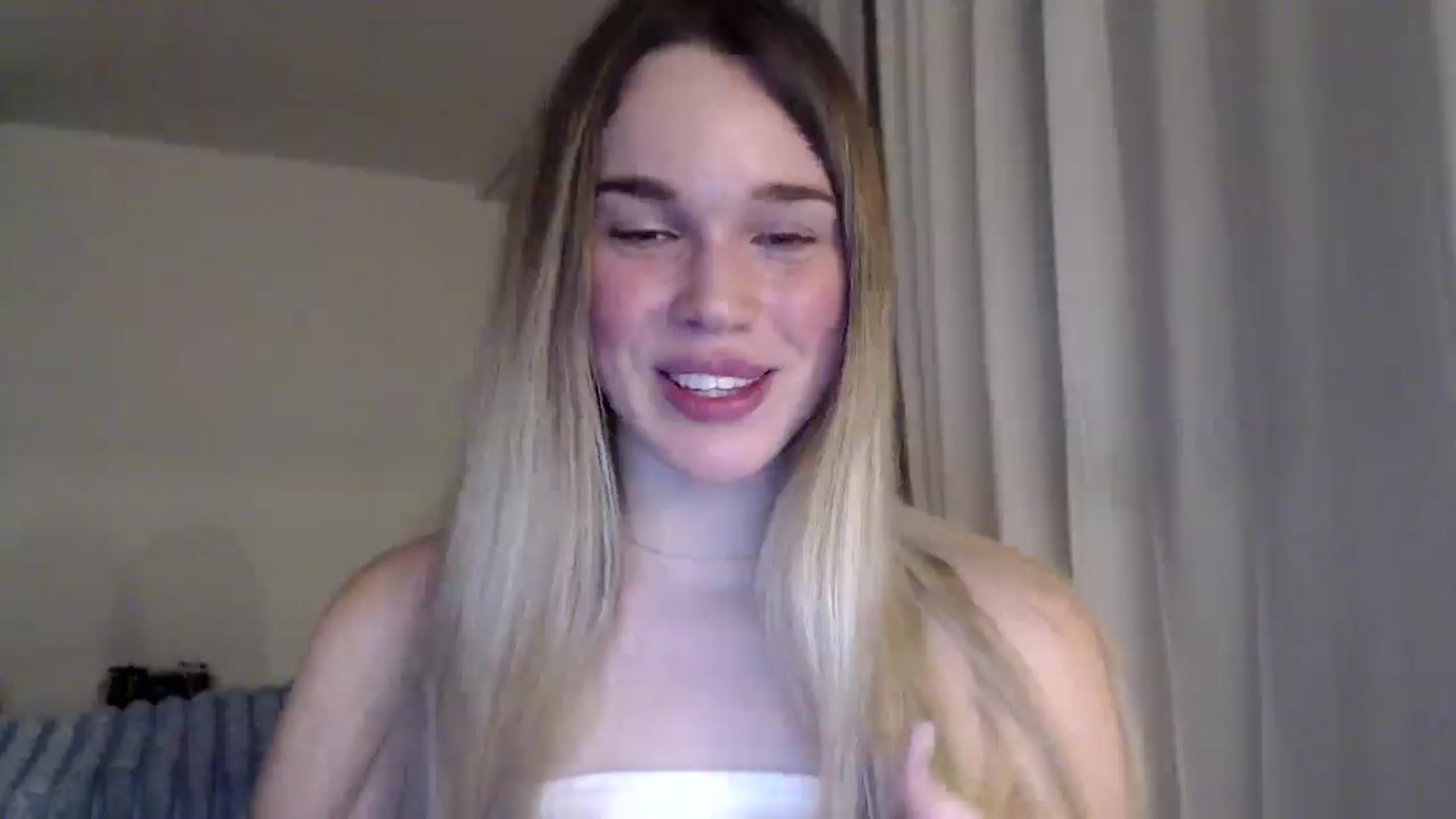 Gallery image thumbnail from Ooh_Cassie's myfreecams stream on, 01/02/2026, 23:21 image 8 of 20
