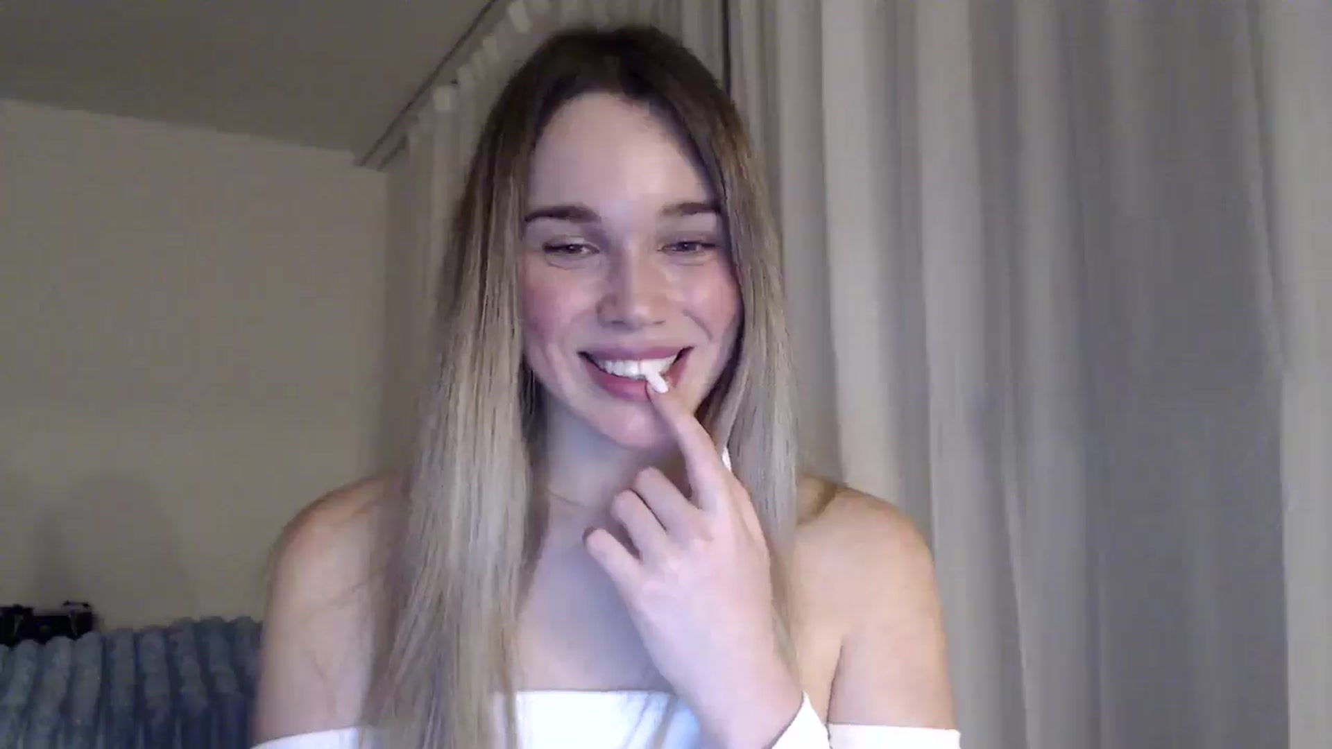 Gallery image thumbnail from Ooh_Cassie's myfreecams stream on, 01/03/2026, 24:52 image 10 of 20