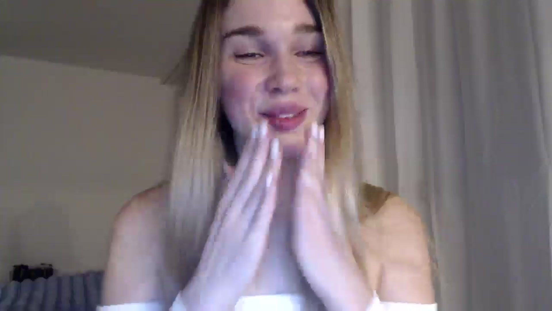 Gallery image thumbnail from Ooh_Cassie's myfreecams stream on, 01/03/2026, 24:52 image 6 of 20
