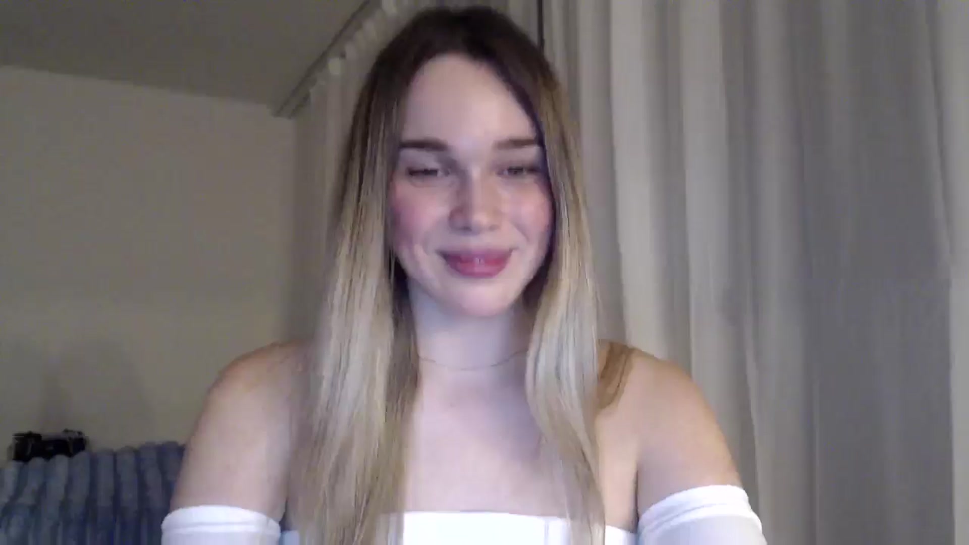 Gallery image thumbnail from Ooh_Cassie's myfreecams stream on, 01/03/2026, 24:52 image 13 of 20