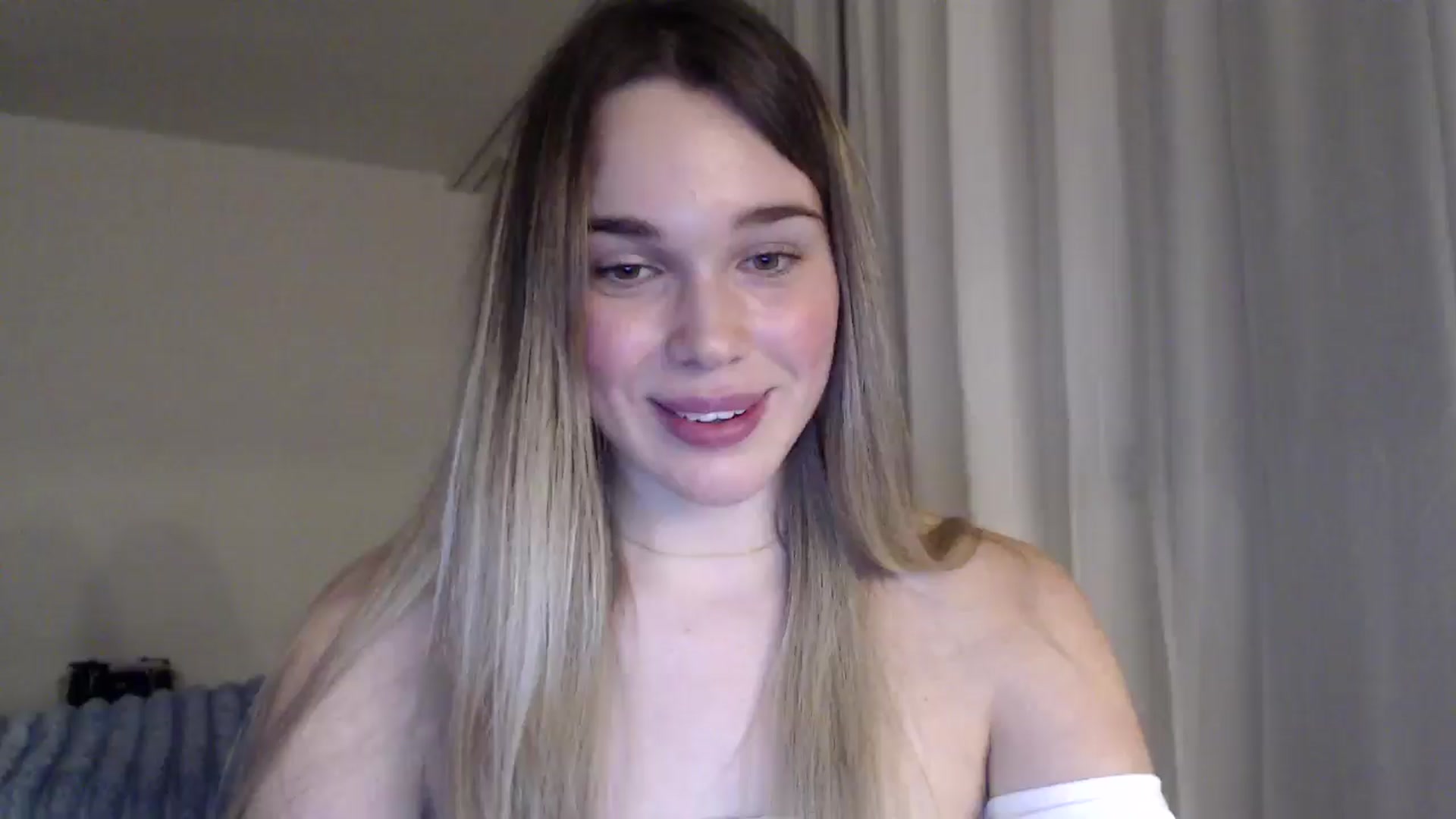 Gallery image thumbnail from Ooh_Cassie's myfreecams stream on, 01/03/2026, 01:30 image 12 of 20
