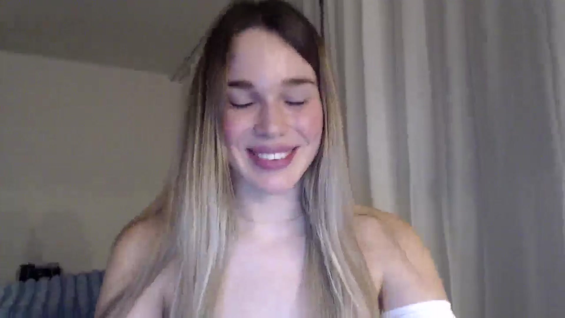Gallery image thumbnail from Ooh_Cassie's myfreecams stream on, 01/03/2026, 01:30 image 10 of 20
