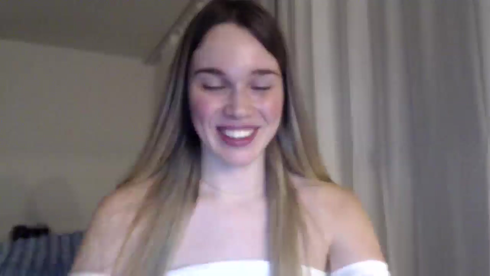 Gallery image thumbnail from Ooh_Cassie's myfreecams stream on, 01/03/2026, 01:44 image 5 of 20
