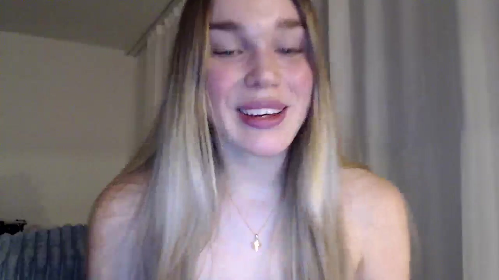 Gallery image thumbnail from Ooh_Cassie's myfreecams stream on, 01/03/2026, 19:53 image 16 of 20