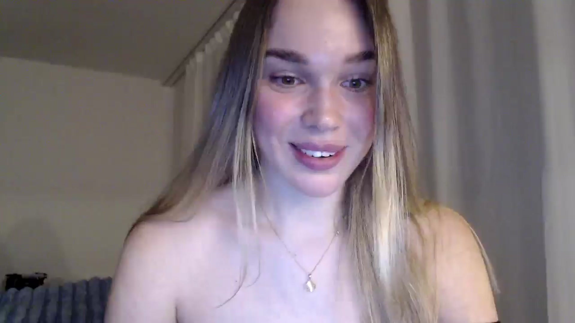Gallery image thumbnail from Ooh_Cassie's myfreecams stream on, 01/03/2026, 19:53 image 14 of 20