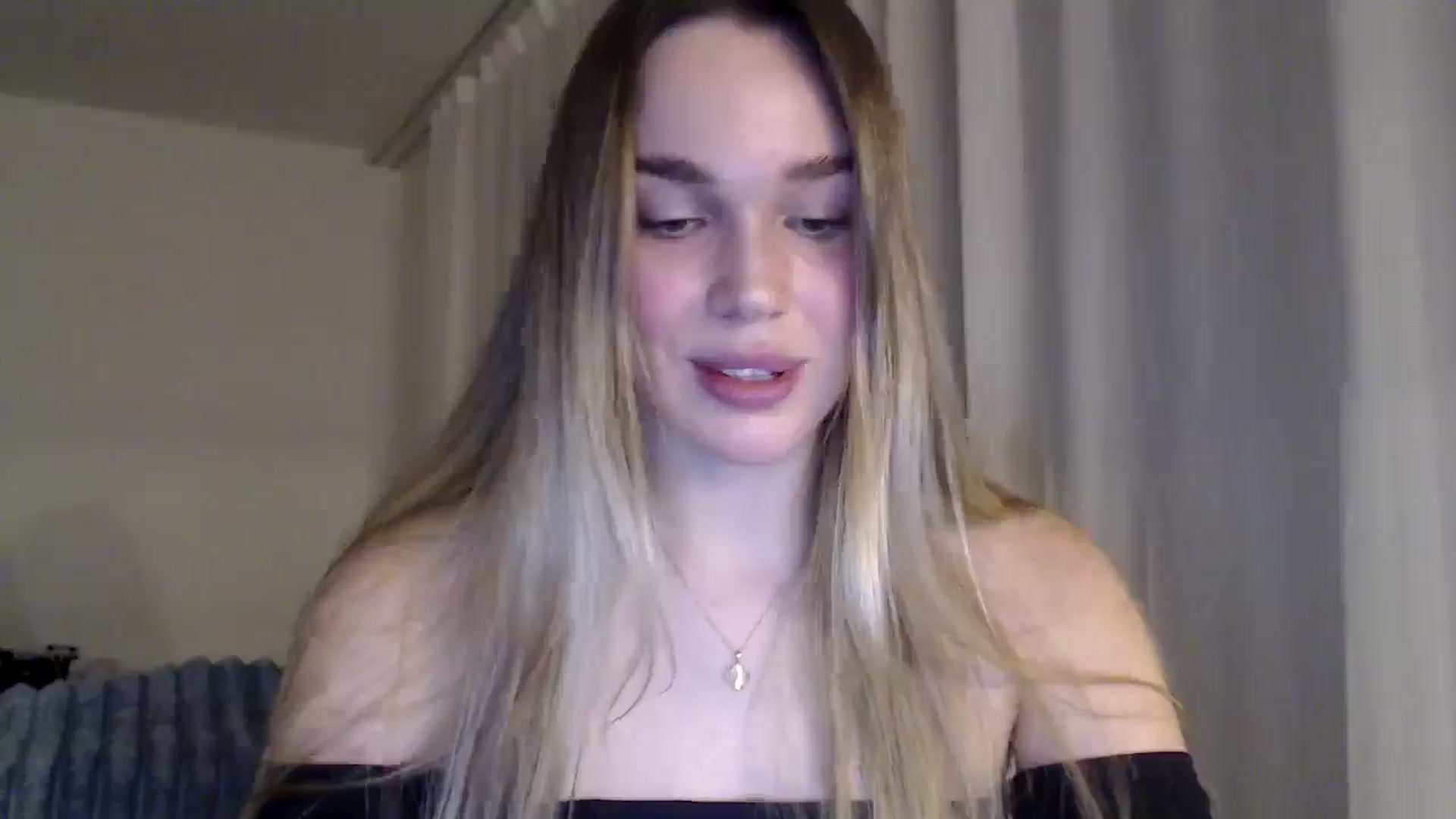 Gallery image thumbnail from Ooh_Cassie's myfreecams stream on, 01/03/2026, 19:53 image 15 of 20