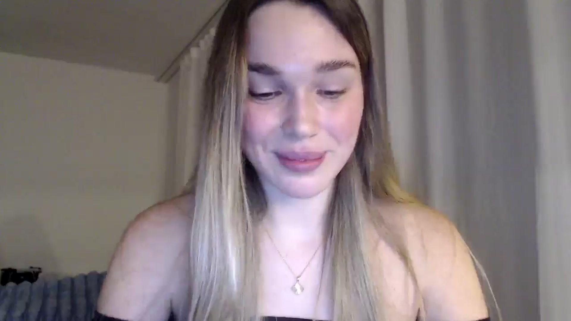 Gallery image thumbnail from Ooh_Cassie's myfreecams stream on, 01/03/2026, 20:23 image 16 of 20