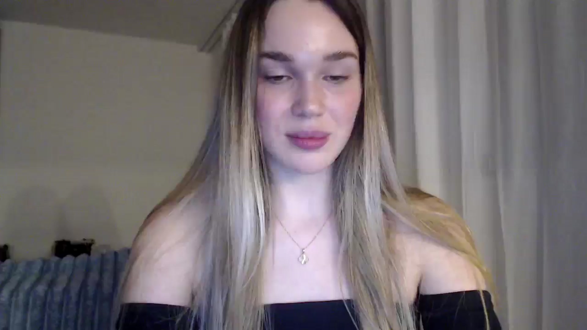 Gallery image thumbnail from Ooh_Cassie's myfreecams stream on, 01/03/2026, 22:08 image 18 of 20