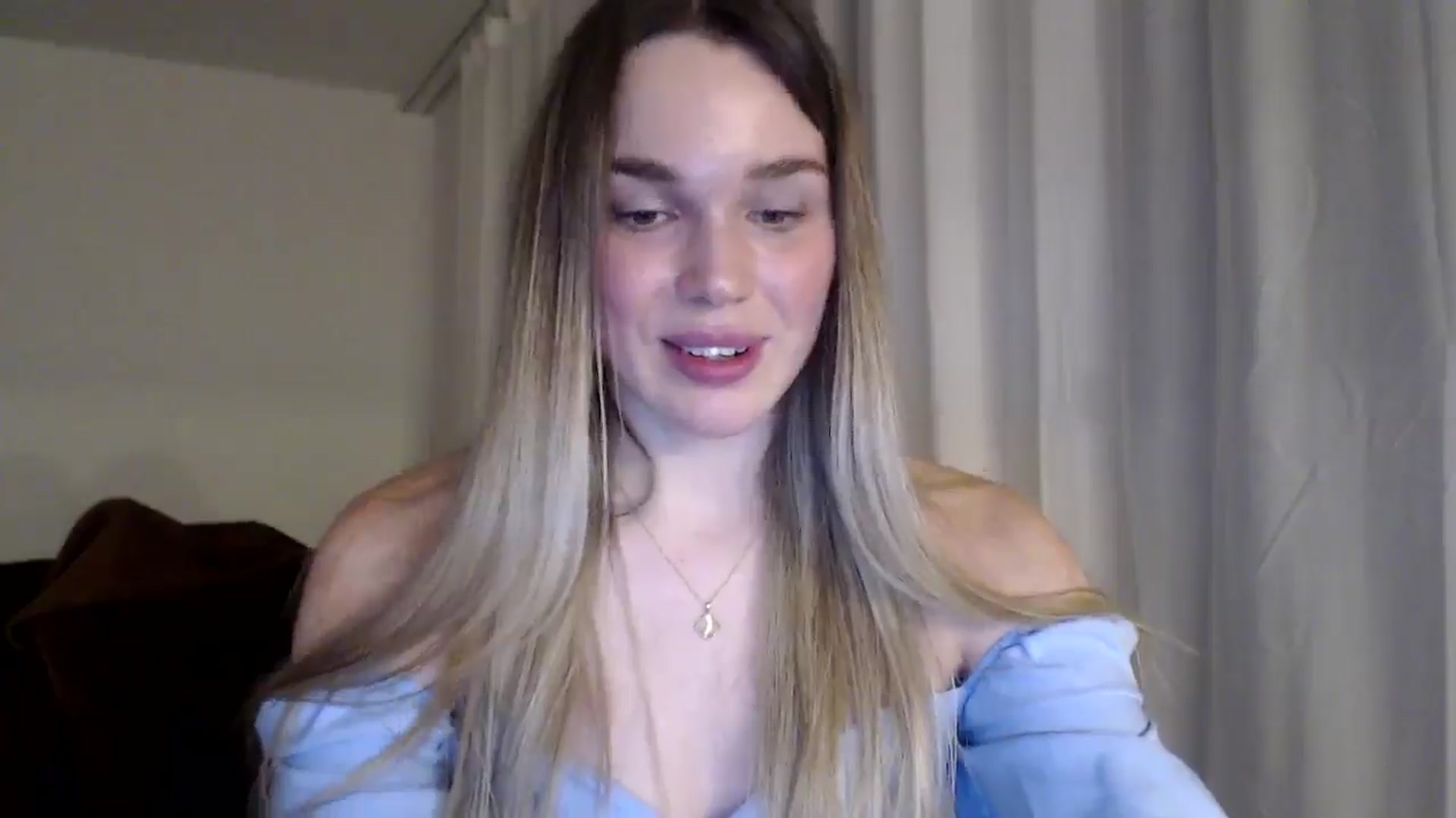 Gallery image thumbnail from Ooh_Cassie's myfreecams stream on, 01/04/2026, 24:30 image 14 of 20