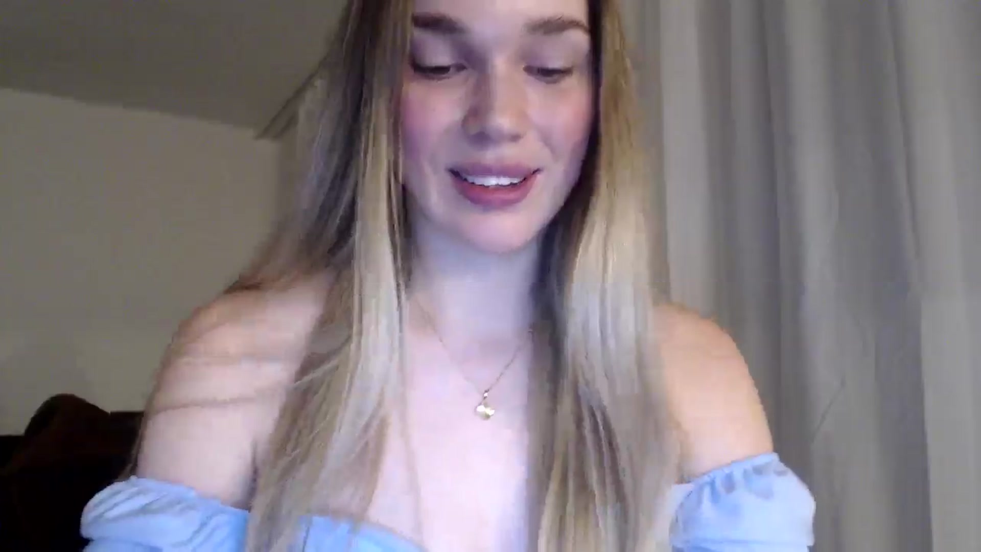 Gallery image thumbnail from Ooh_Cassie's myfreecams stream on, 01/04/2026, 24:30 image 6 of 20