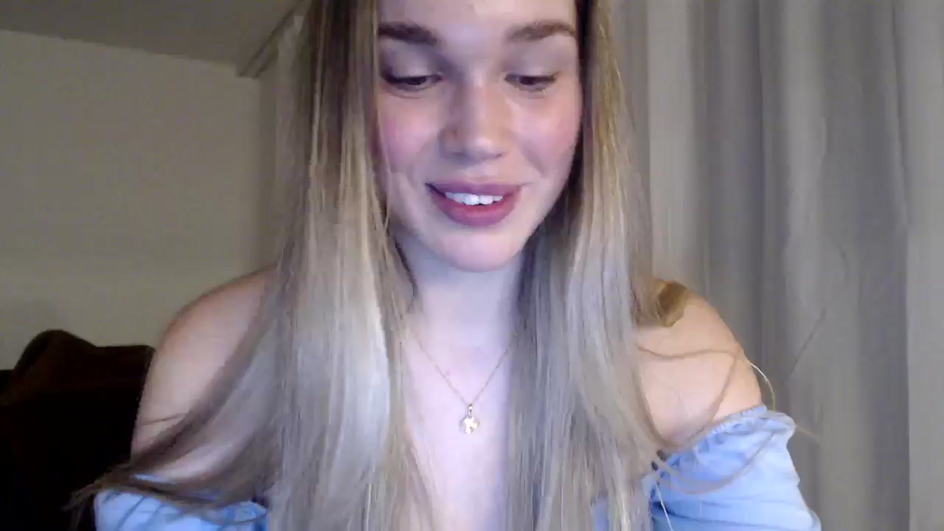 Gallery image thumbnail from Ooh_Cassie's myfreecams stream on, 01/04/2026, 24:30 image 11 of 20