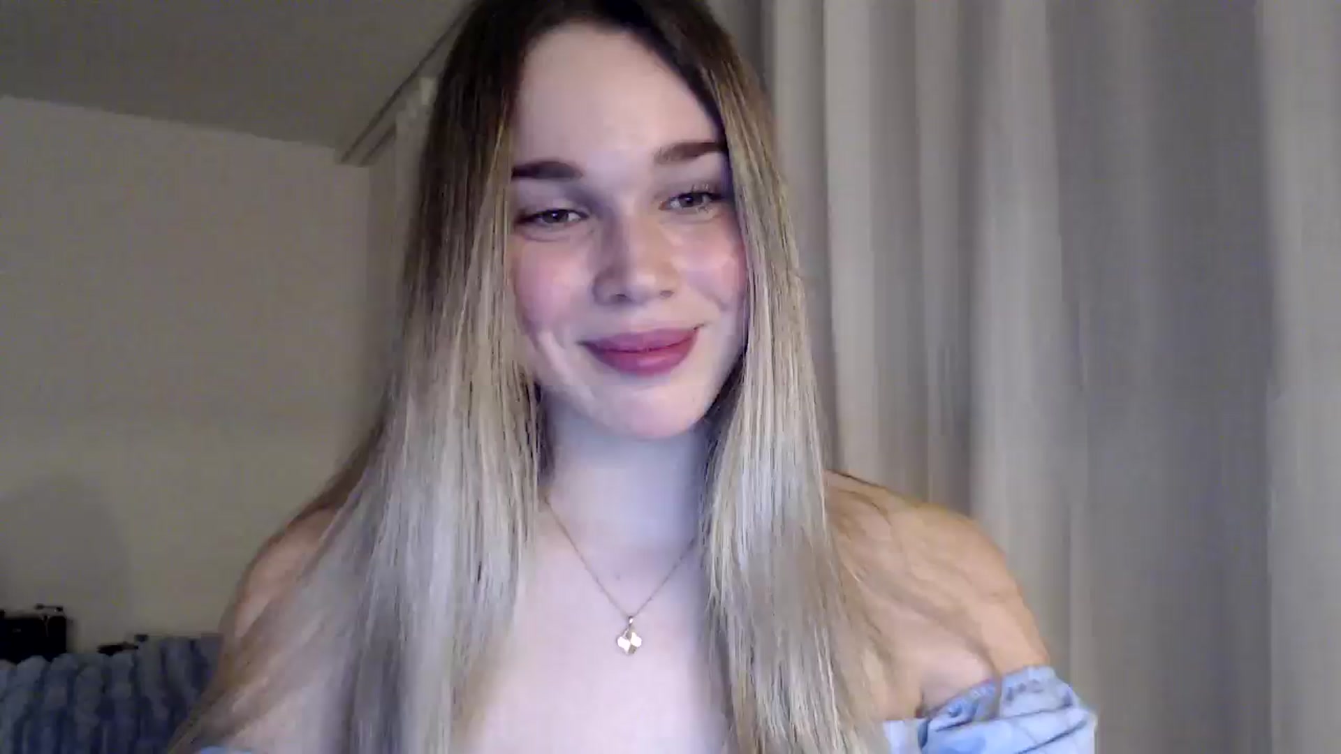 Gallery image thumbnail from Ooh_Cassie's myfreecams stream on, 01/04/2026, 21:43 image 1 of 20