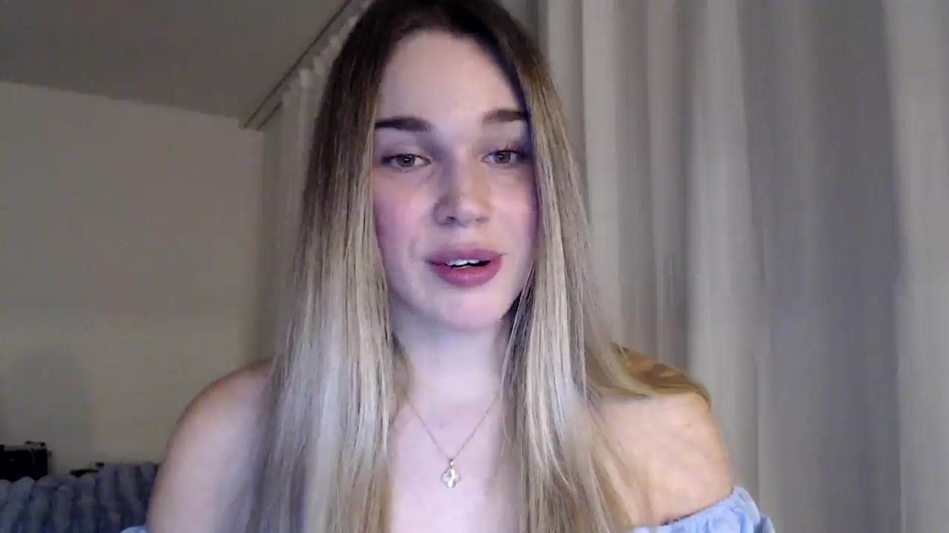 Gallery image thumbnail from Ooh_Cassie's myfreecams stream on, 01/04/2026, 21:43 image 4 of 20
