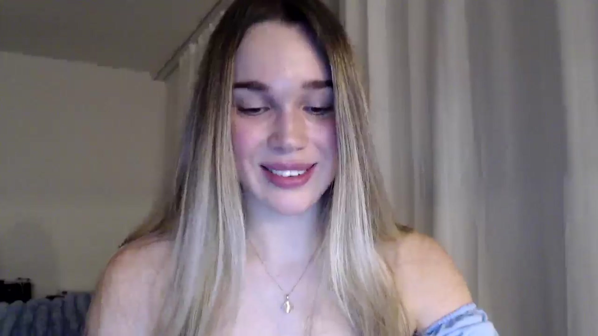 Gallery image thumbnail from Ooh_Cassie's myfreecams stream on, 01/04/2026, 21:43 image 14 of 20