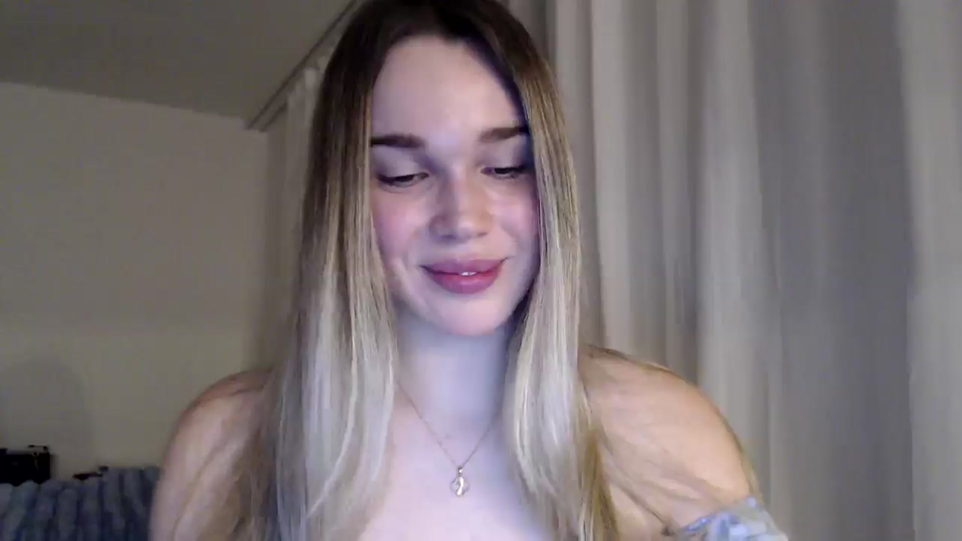 Gallery image thumbnail from Ooh_Cassie's myfreecams stream on, 01/04/2026, 21:43 image 13 of 20