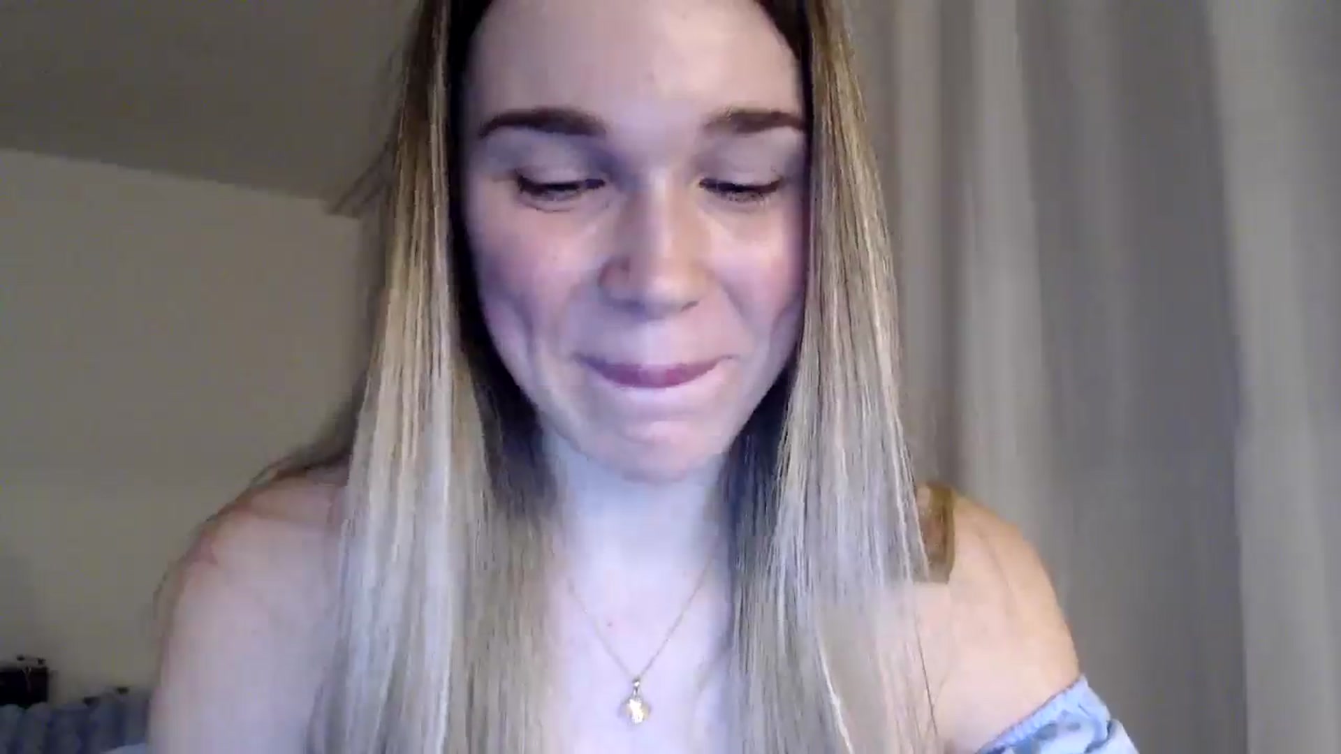 Gallery image thumbnail from Ooh_Cassie's myfreecams stream on, 01/04/2026, 23:56 image 17 of 20