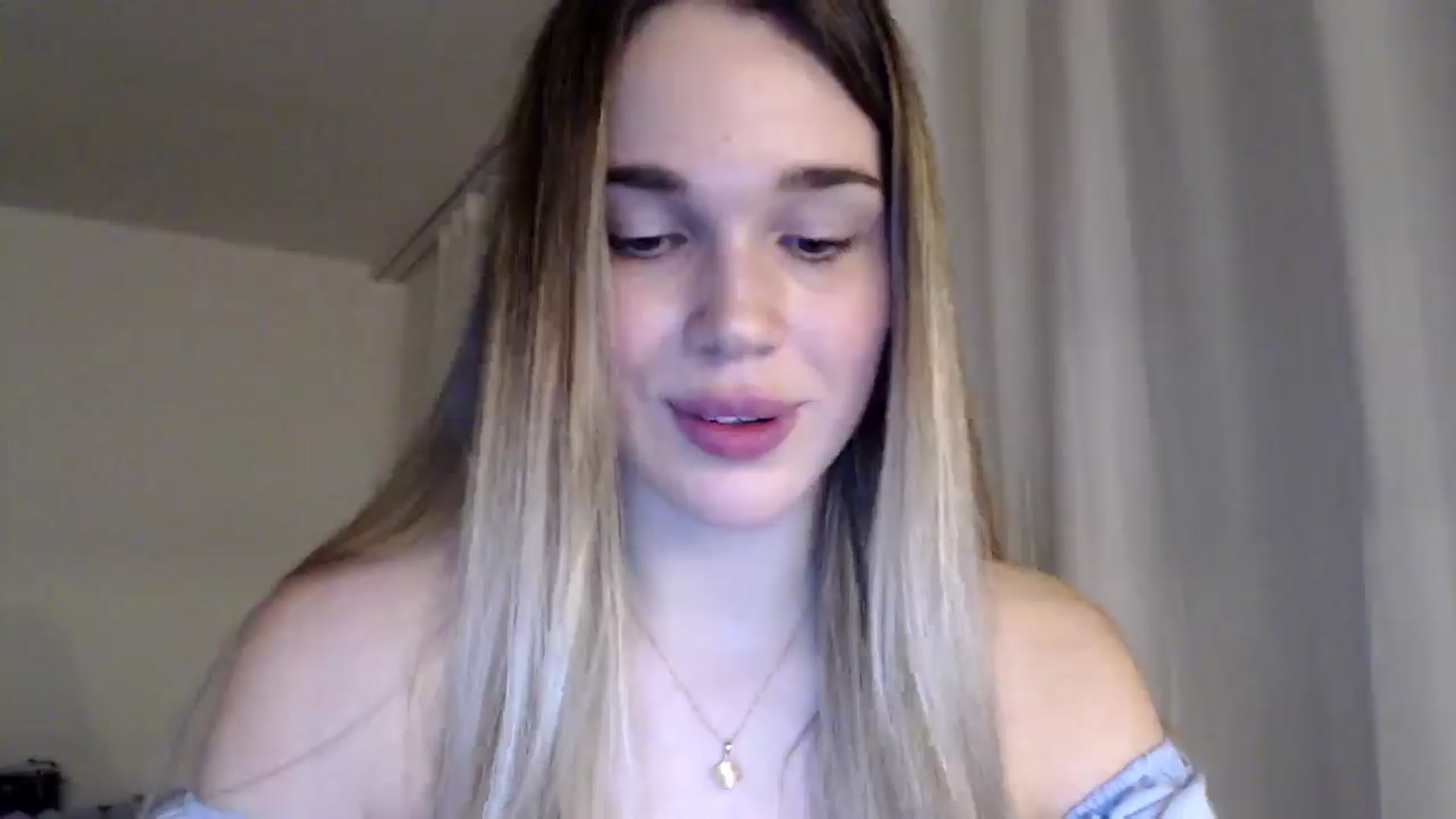 Gallery image thumbnail from Ooh_Cassie's myfreecams stream on, 01/04/2026, 23:56 image 2 of 20