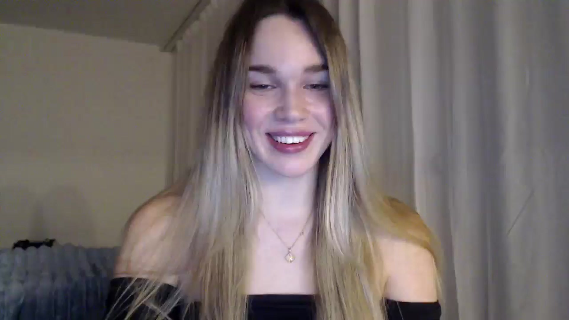 Gallery image thumbnail from Ooh_Cassie's myfreecams stream on, 01/06/2026, 21:14 image 6 of 20