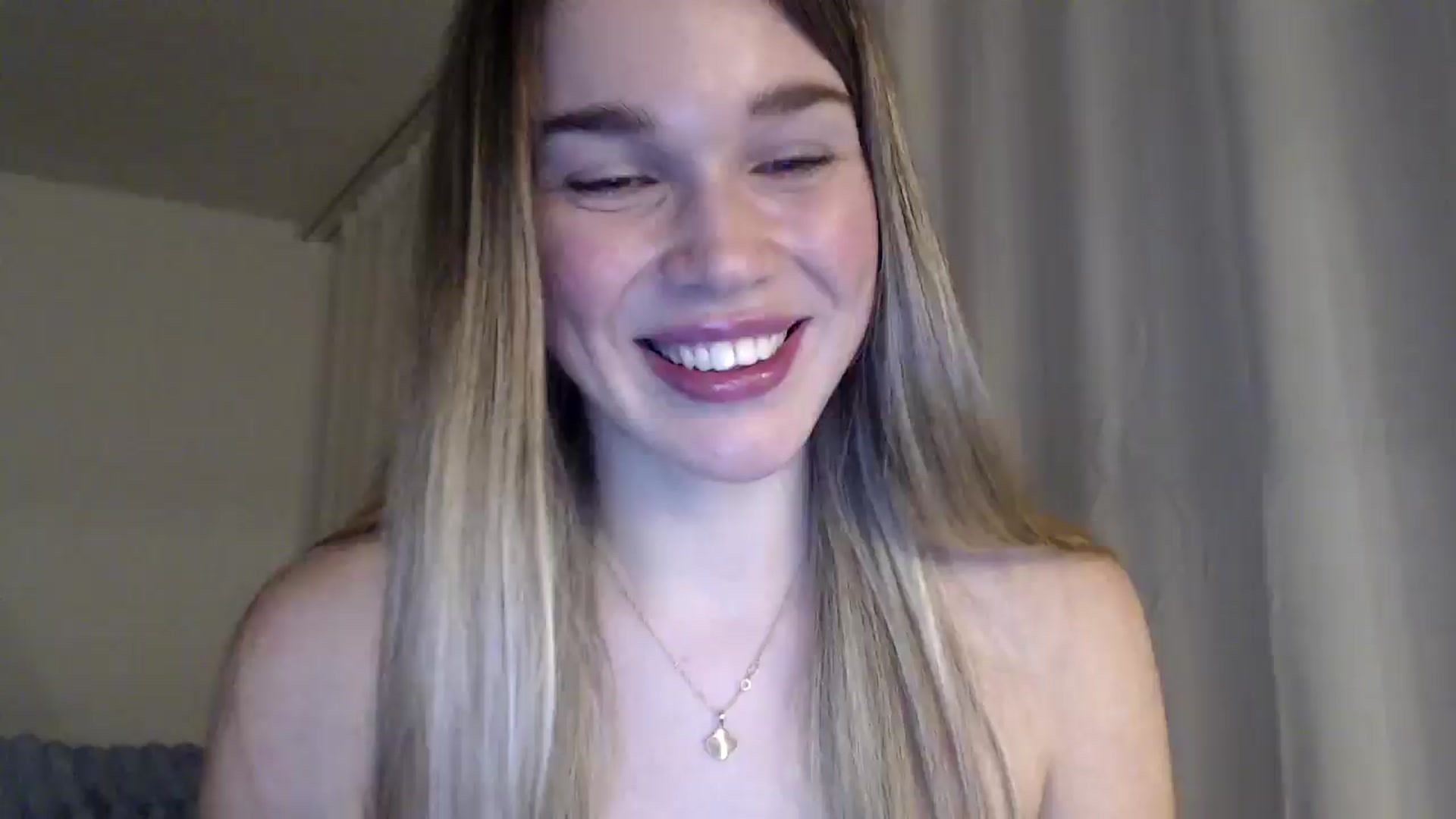 Gallery image thumbnail from Ooh_Cassie's myfreecams stream on, 01/06/2026, 22:44 image 19 of 20