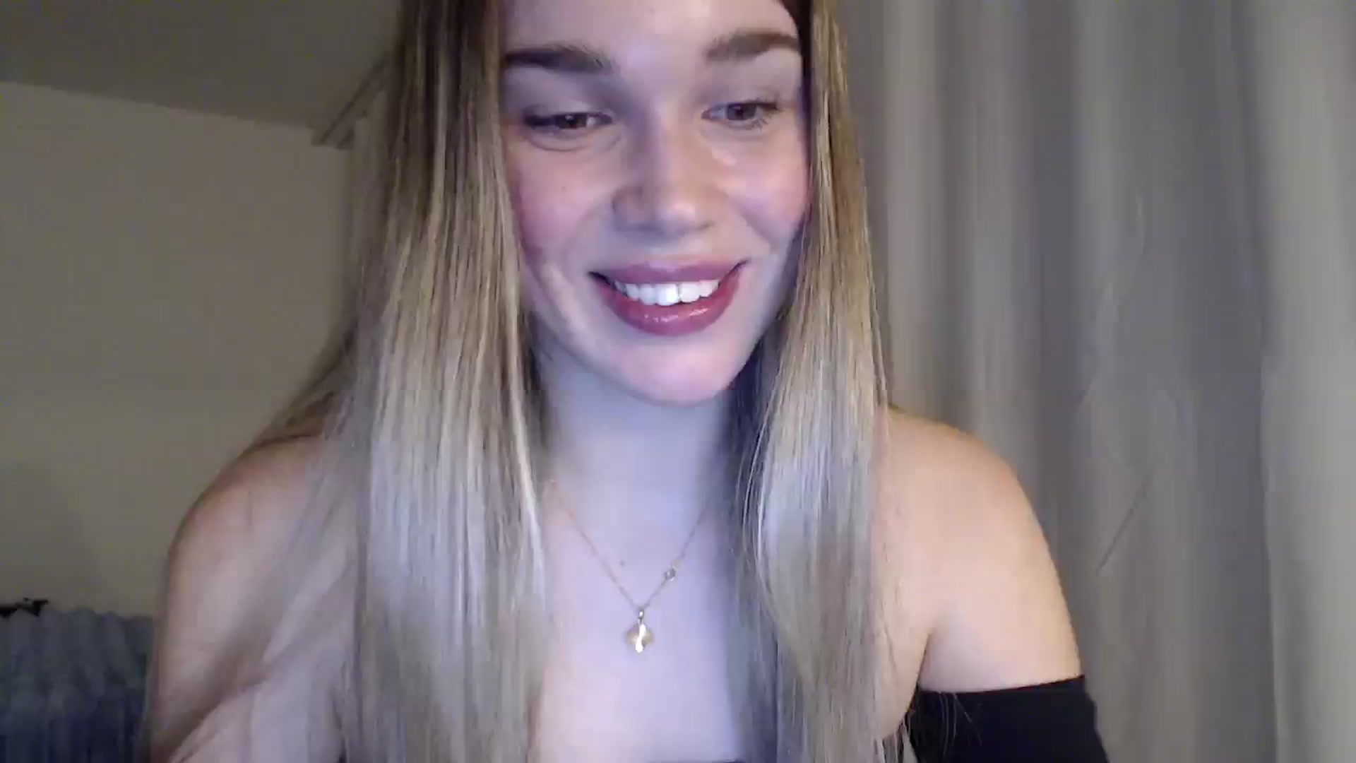Gallery image thumbnail from Ooh_Cassie's myfreecams stream on, 01/06/2026, 22:44 image 15 of 20