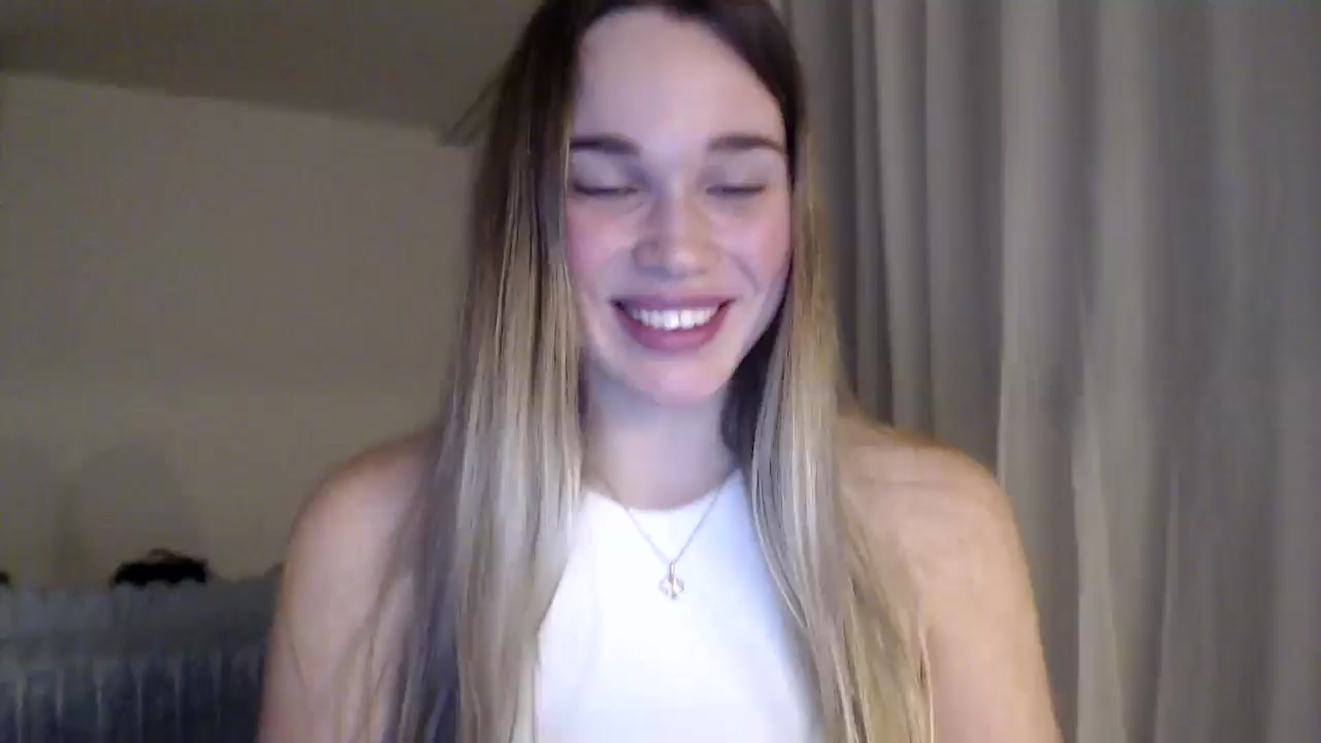 Gallery image thumbnail from Ooh_Cassie's myfreecams stream on, 01/07/2026, 19:51 image 13 of 20