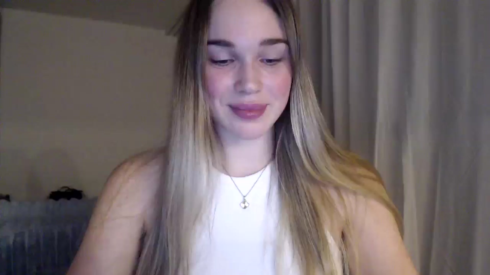 Gallery image thumbnail from Ooh_Cassie's myfreecams stream on, 01/07/2026, 19:51 image 1 of 20