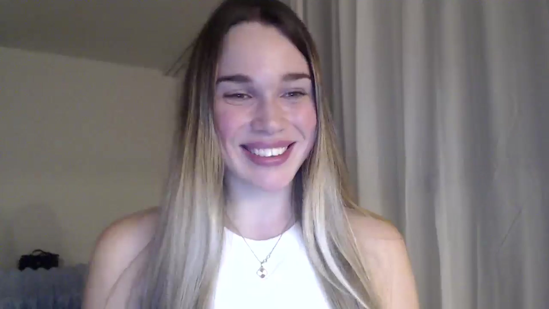 Gallery image thumbnail from Ooh_Cassie's myfreecams stream on, 01/07/2026, 22:25 image 6 of 20