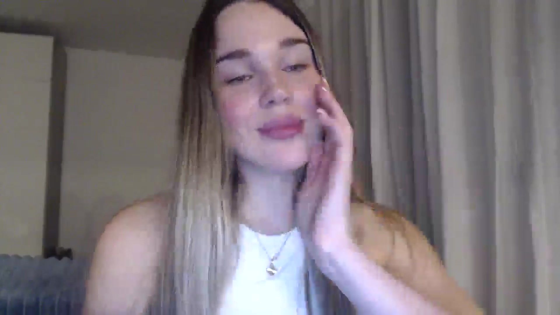 Gallery image thumbnail from Ooh_Cassie's myfreecams stream on, 01/07/2026, 22:25 image 15 of 20