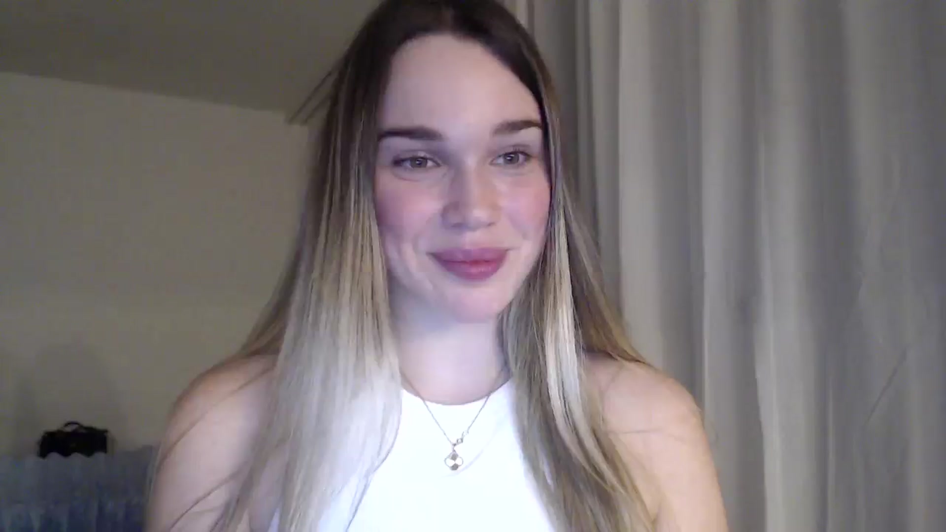 Gallery image thumbnail from Ooh_Cassie's myfreecams stream on, 01/07/2026, 22:25 image 2 of 20