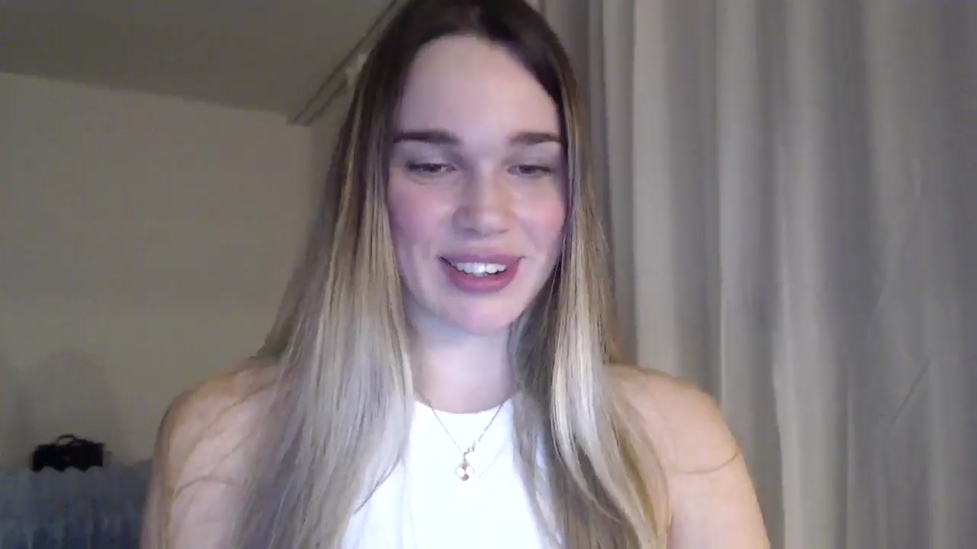 Gallery image thumbnail from Ooh_Cassie's myfreecams stream on, 01/07/2026, 22:25 image 4 of 20