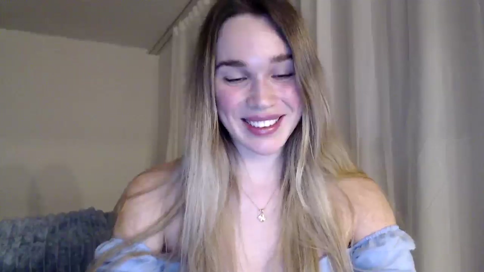 Gallery image thumbnail from Ooh_Cassie's myfreecams stream on, 01/16/2026, 21:33 image 5 of 20