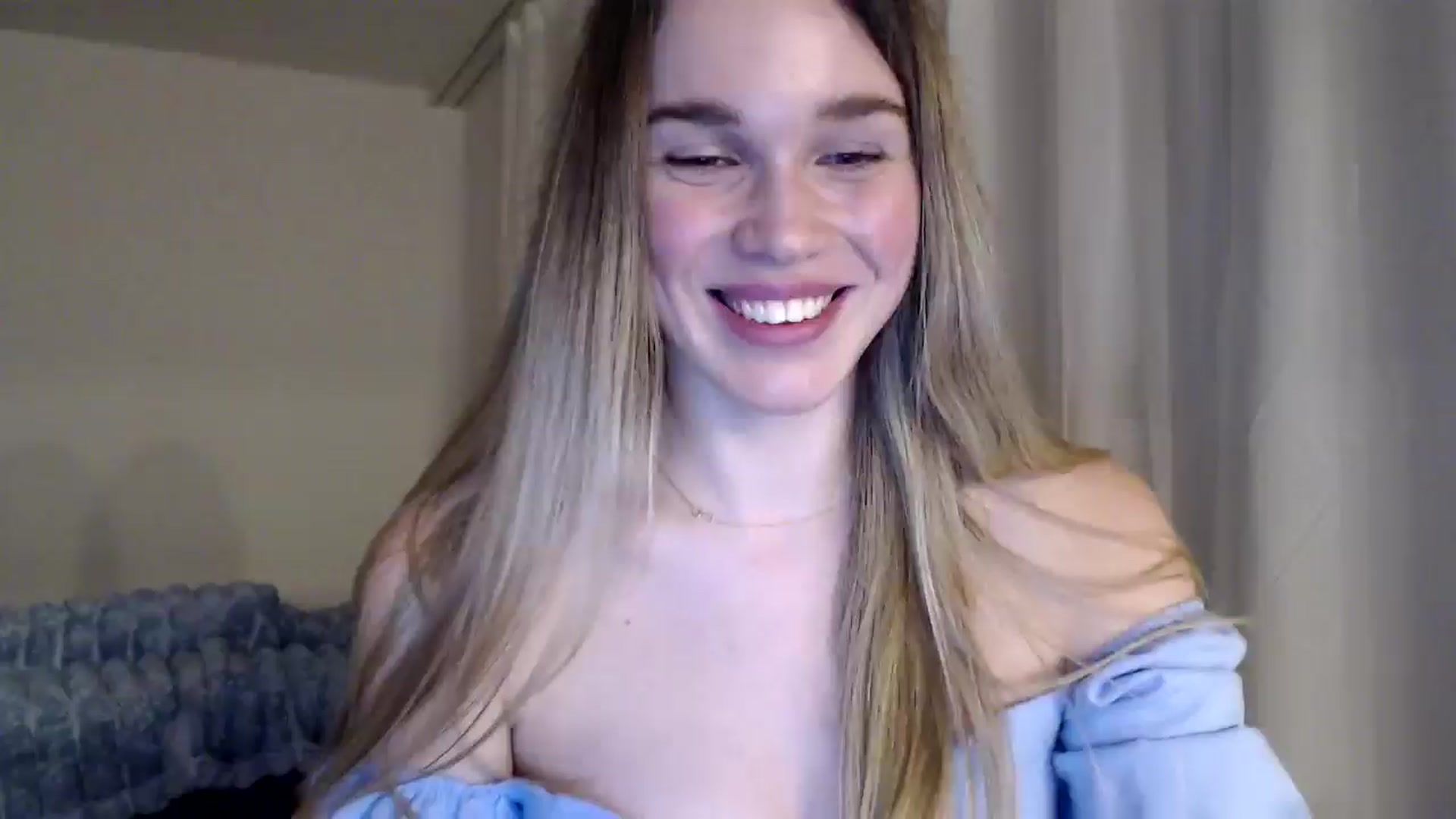 Gallery image thumbnail from Ooh_Cassie's myfreecams stream on, 01/17/2026, 24:01 image 4 of 20