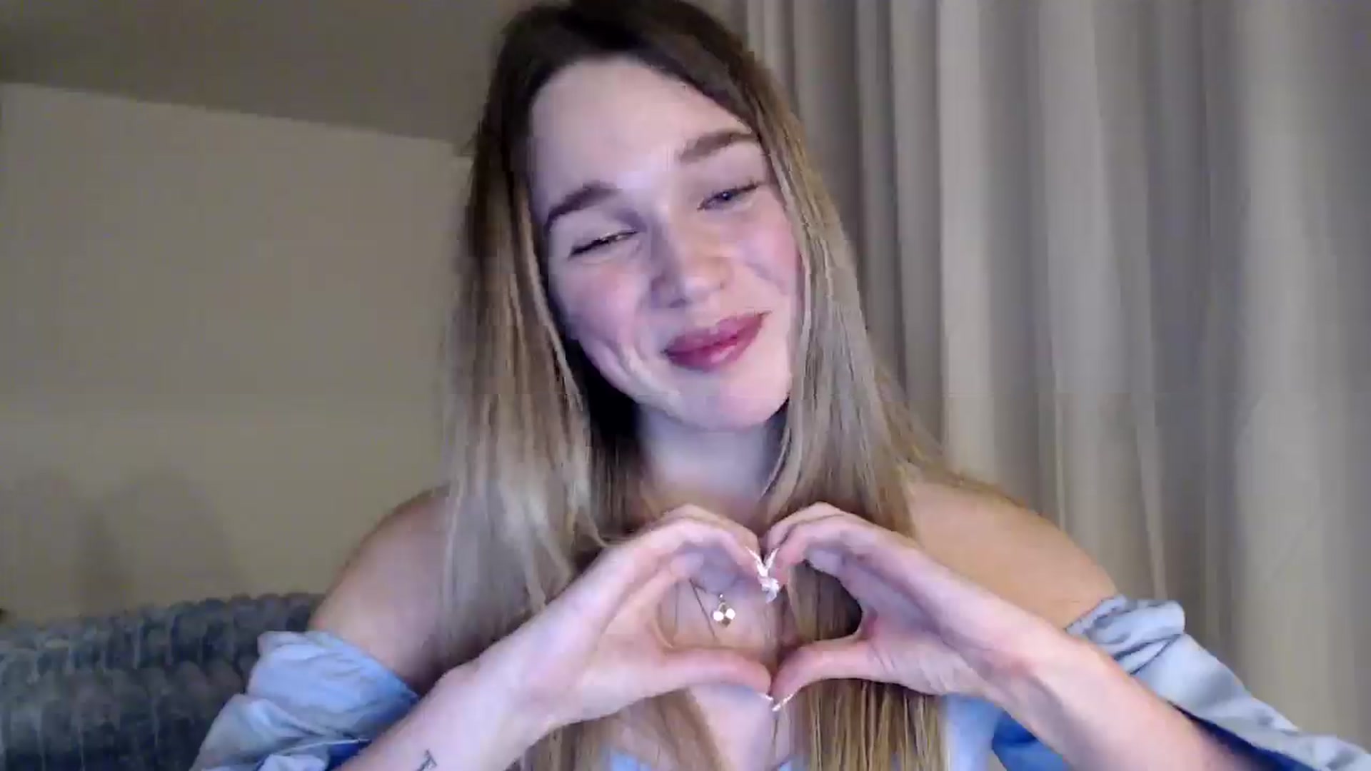 Gallery image thumbnail from Ooh_Cassie's myfreecams stream on, 01/17/2026, 24:01 image 14 of 20