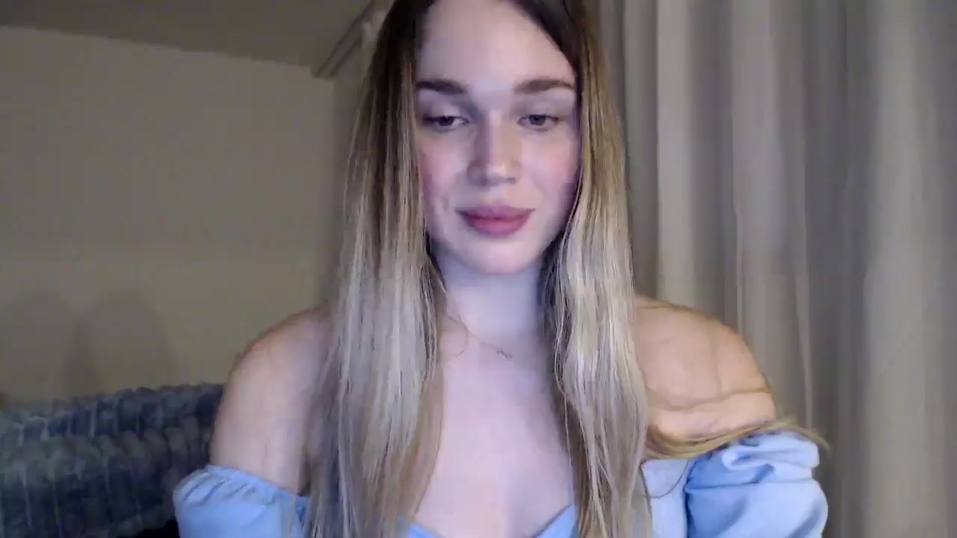 Gallery image thumbnail from Ooh_Cassie's myfreecams stream on, 01/17/2026, 24:01 image 9 of 20