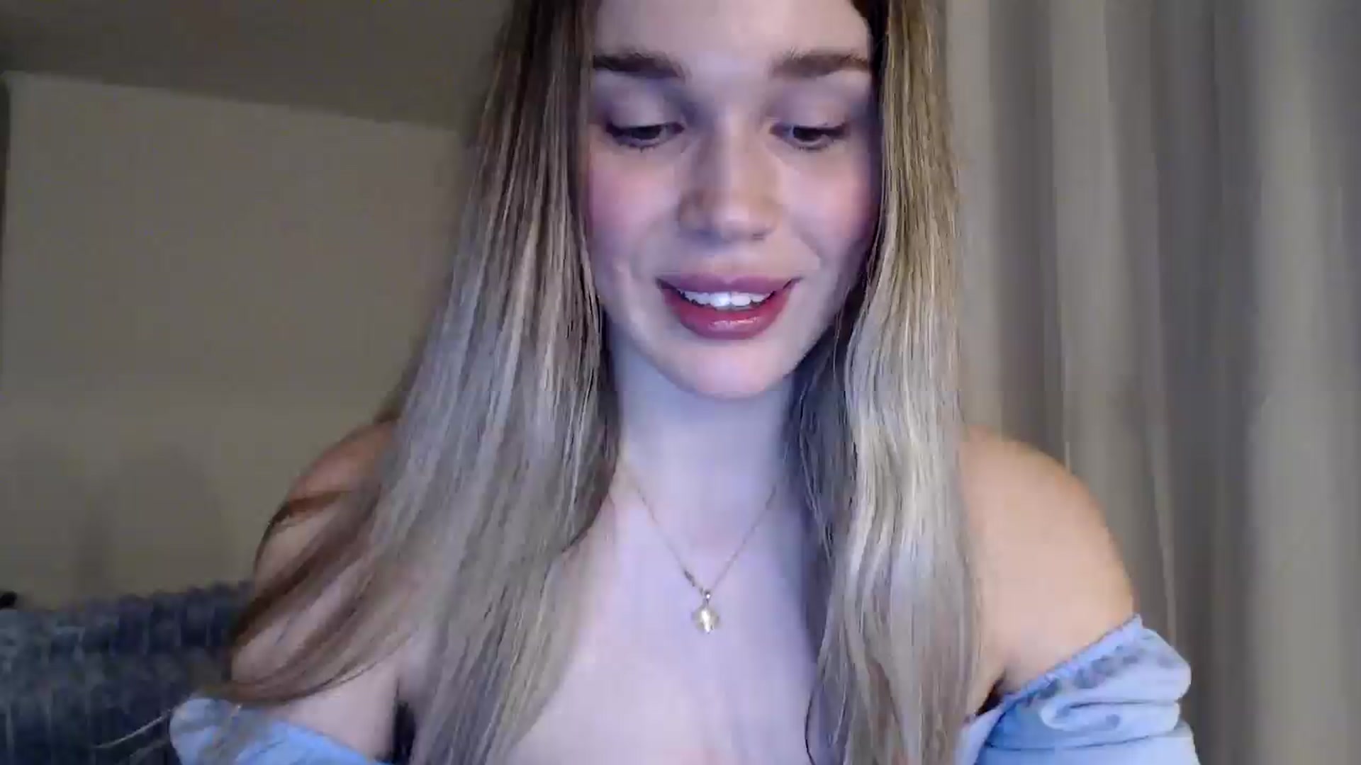 Gallery image thumbnail from Ooh_Cassie's myfreecams stream on, 01/17/2026, 24:17 image 7 of 20