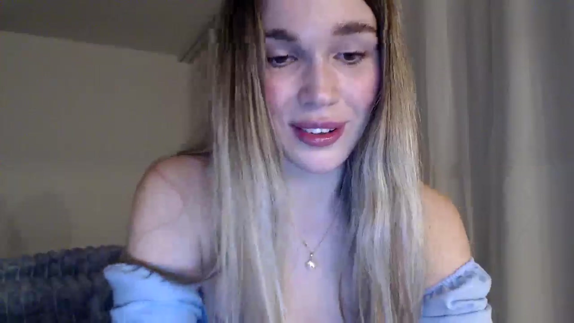 Gallery image thumbnail from Ooh_Cassie's myfreecams stream on, 01/17/2026, 24:17 image 10 of 20