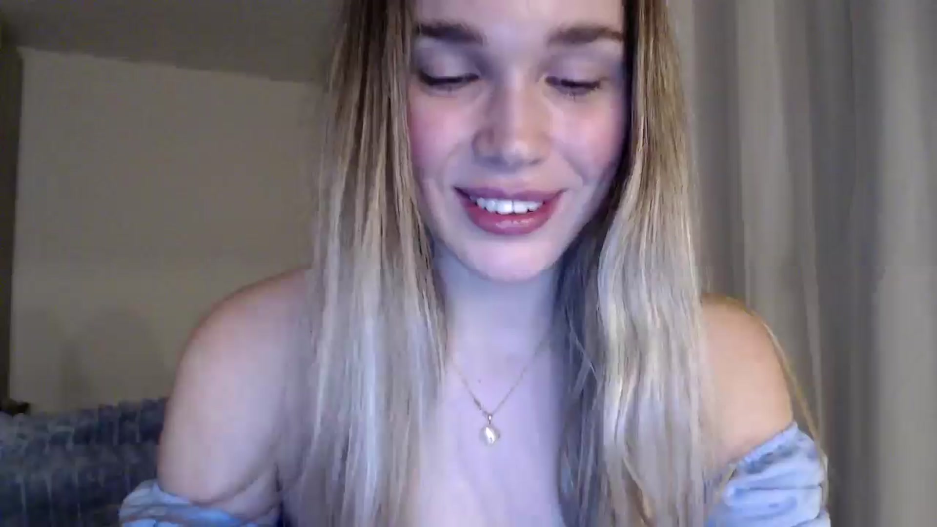 Gallery image thumbnail from Ooh_Cassie's myfreecams stream on, 01/17/2026, 24:17 image 5 of 20