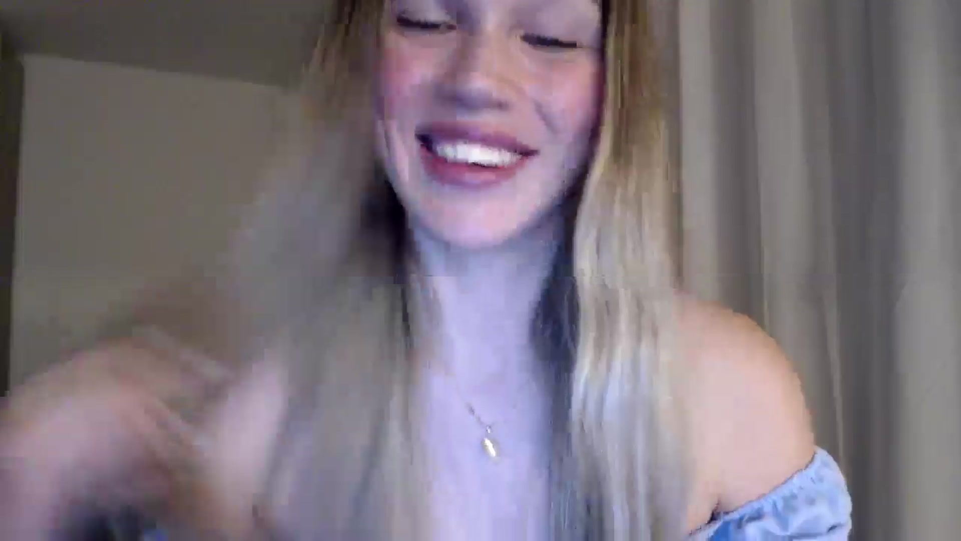 Gallery image thumbnail from Ooh_Cassie's myfreecams stream on, 01/17/2026, 24:17 image 4 of 20