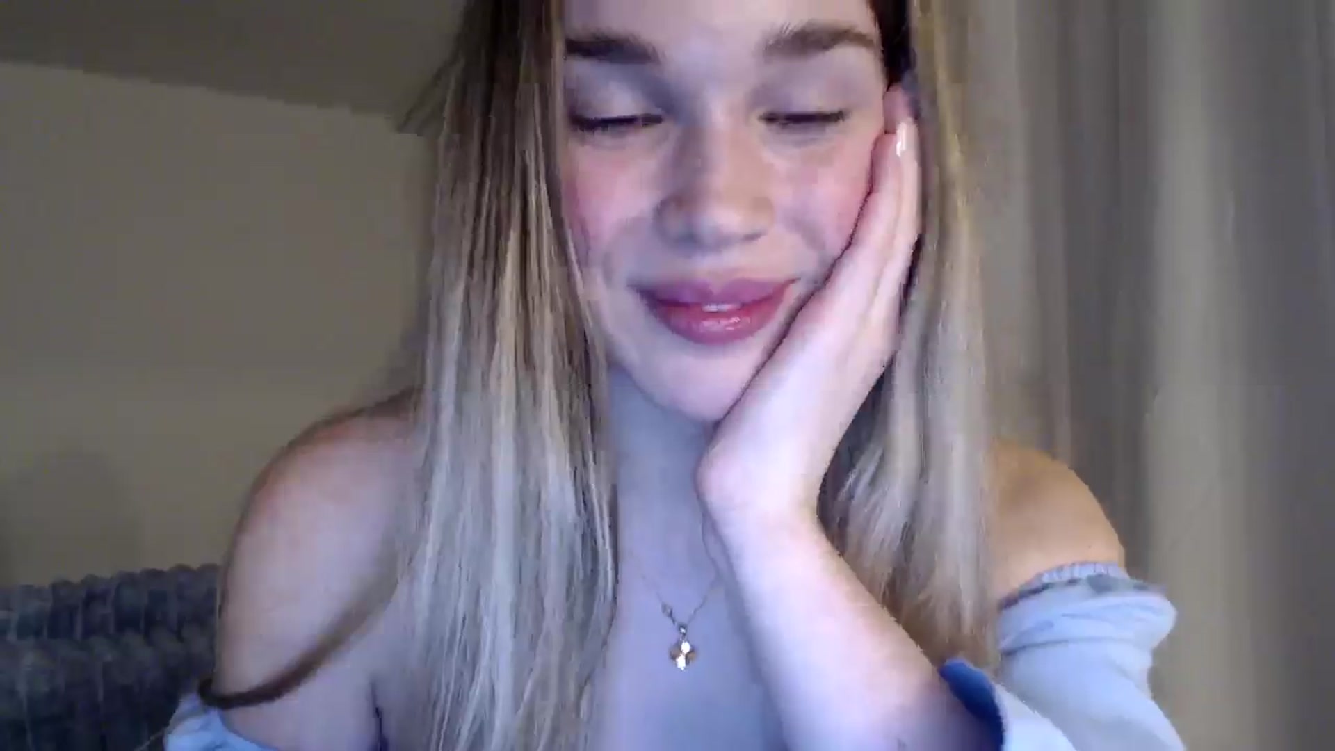 Gallery image thumbnail from Ooh_Cassie's myfreecams stream on, 01/17/2026, 24:17 image 8 of 20
