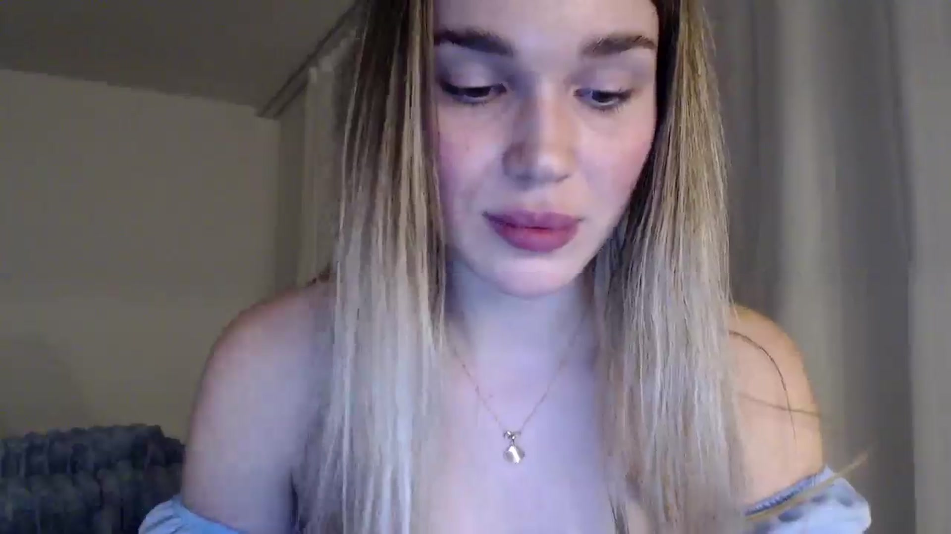 Gallery image thumbnail from Ooh_Cassie's myfreecams stream on, 01/17/2026, 01:12 image 5 of 20