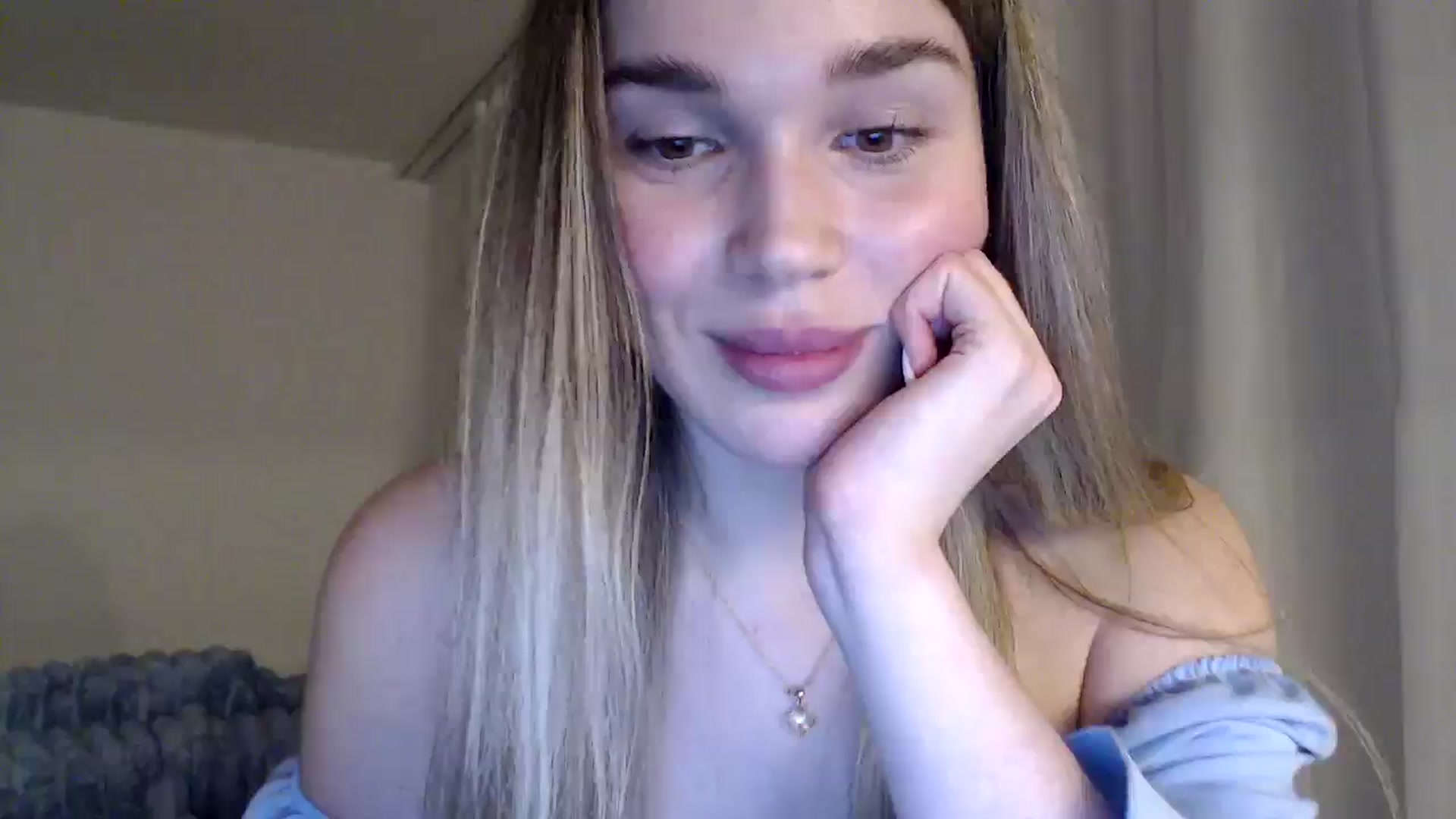 Gallery image thumbnail from Ooh_Cassie's myfreecams stream on, 01/17/2026, 01:12 image 8 of 20